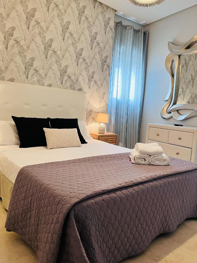 Travel Habitat Atico Calle Comedias Apartment Valencia Bagian luar foto