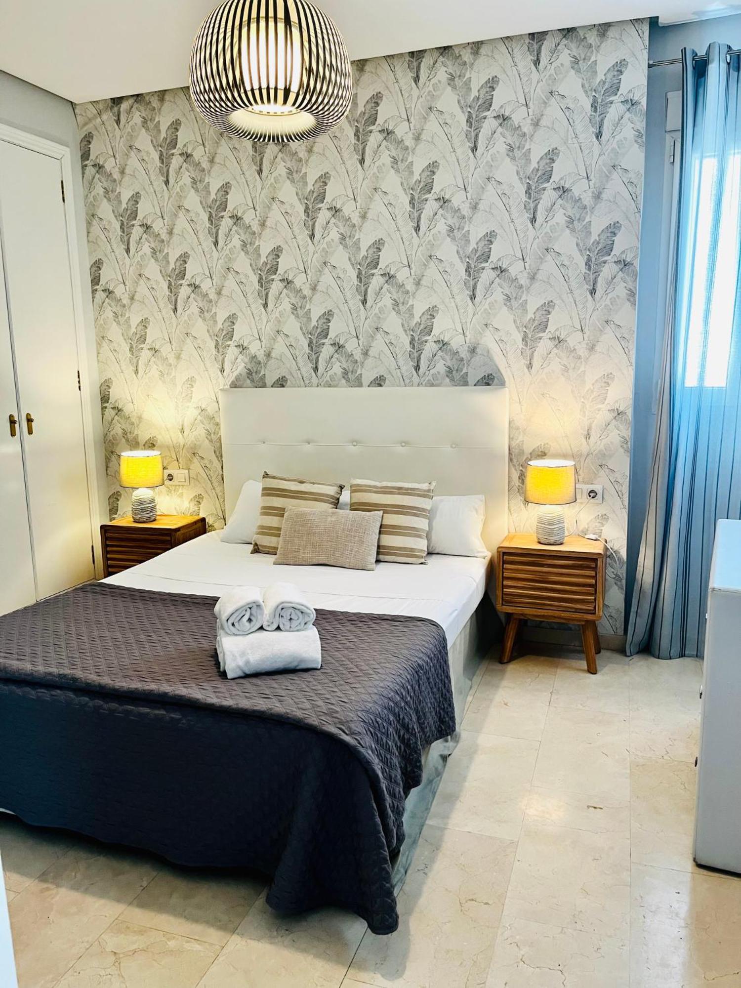 Travel Habitat Atico Calle Comedias Apartment Valencia Bagian luar foto